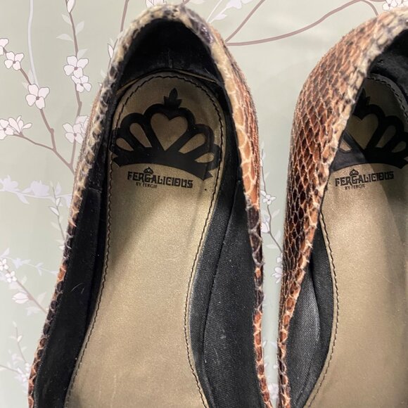 Fergalicious Y2KSnake Print Ballet Flats With Black Bow & Rhinestone Accents 8M - Picture 8 of 9